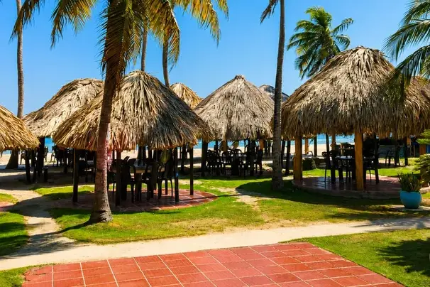 Kioscos Pequeños-Club Naval