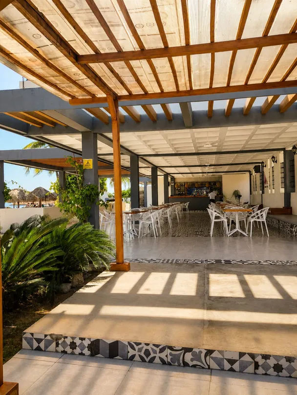Terraza La Marina-Club Naval