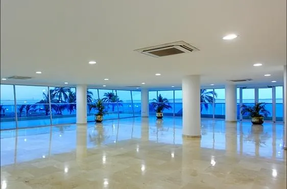 Salones club Naval